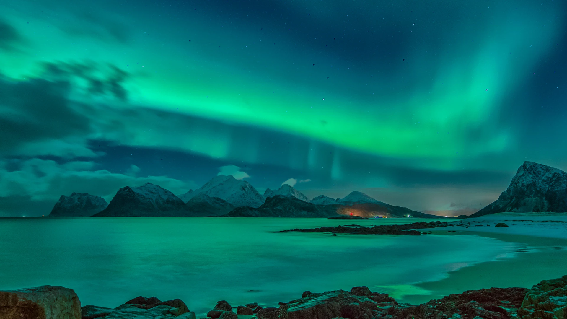 Aurora sobre un fiordo, uno de los paisajes de Veritas Breath